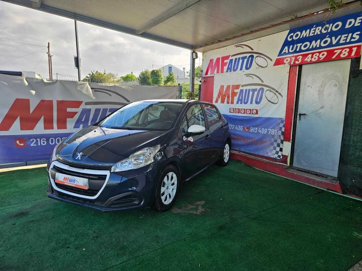 Peugeot 208
