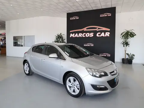 Opel Astra 2015